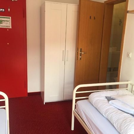 Hostel Der Athletenガルミッシュ・パルテンキルヒェン エクステリア 写真