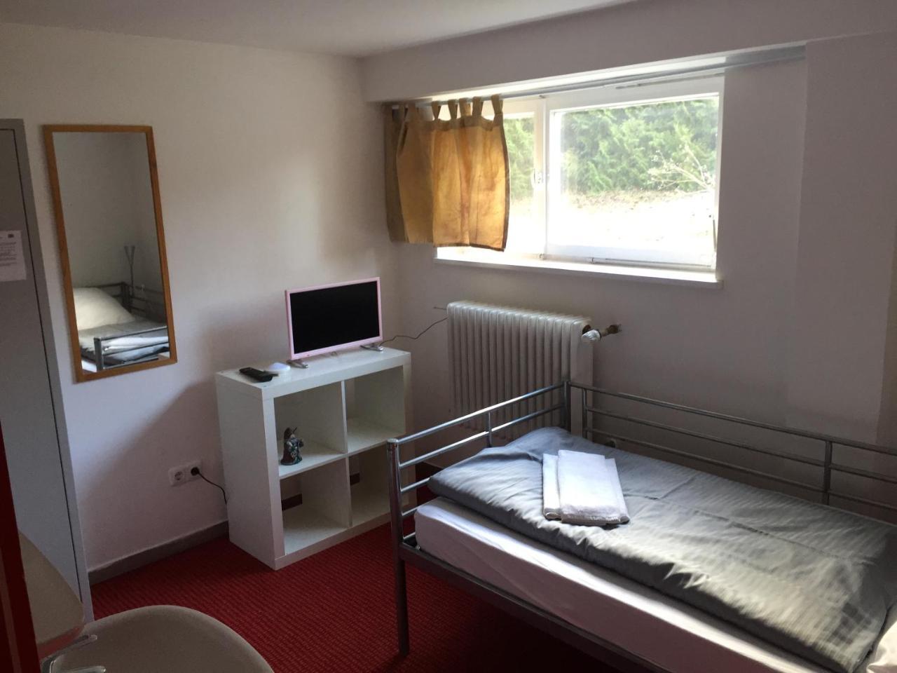 Hostel Der Athletenガルミッシュ・パルテンキルヒェン エクステリア 写真